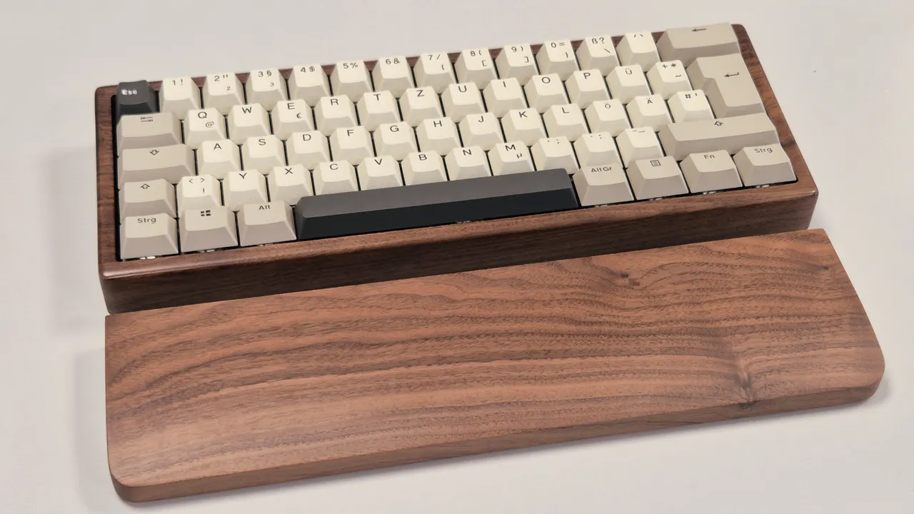 YMDK68 Holz-Tastatur mit Handballenauflage